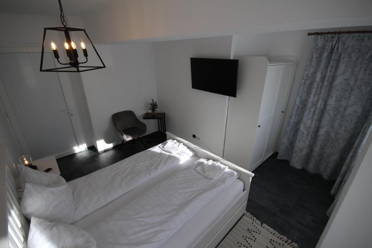 Apartment Francesca Mit Parkplatz Naehe Altstadt Sibiu Exterior foto